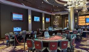 woles slot live Casino Hold'em table with HD camera feed showing dealer and cards